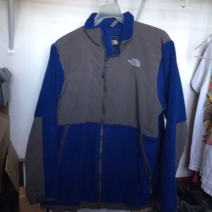 North Face fleece jacket/coat. Boys size XL